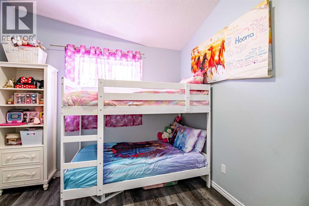 42 Johns Street, Red Deer, Alberta  T4P 4C8 - Photo 23 - A2292356