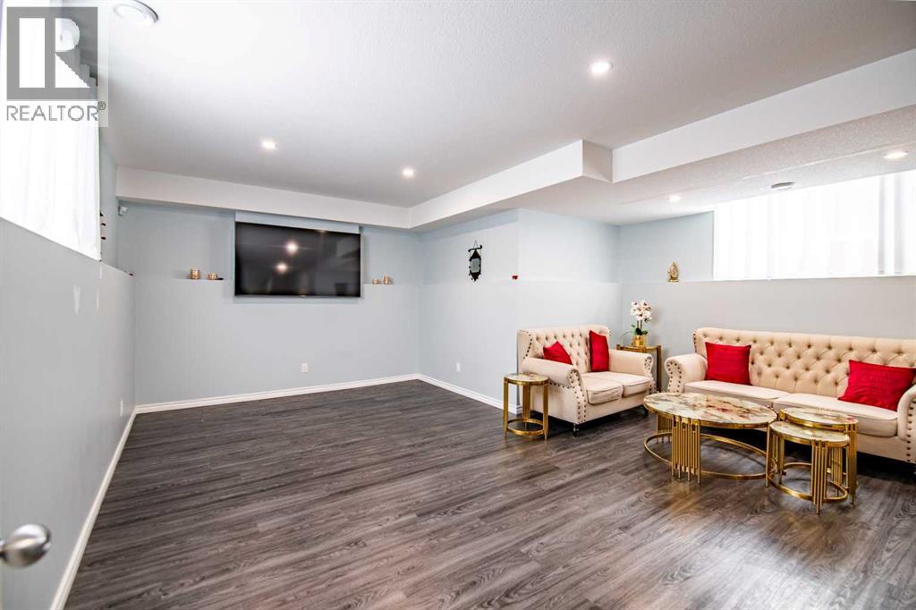 42 Johns Street, Red Deer, Alberta  T4P 4C8 - Photo 26 - A2292356