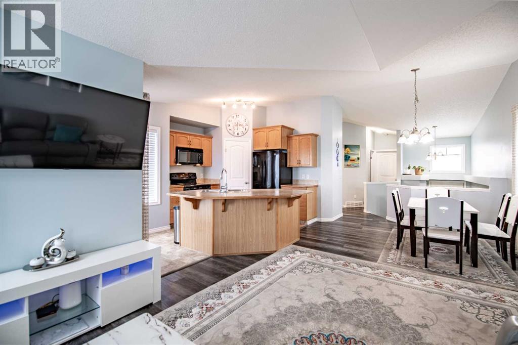 42 Johns Street, Red Deer, Alberta  T4P 4C8 - Photo 11 - A2292356