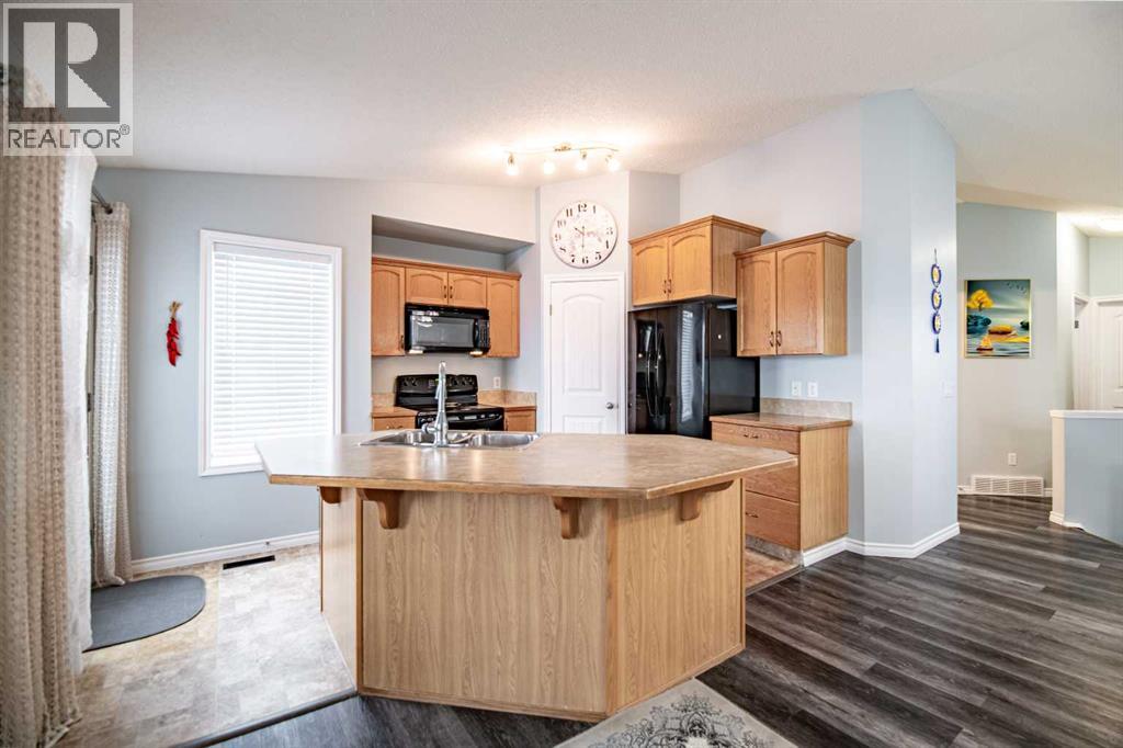 42 Johns Street, Red Deer, Alberta  T4P 4C8 - Photo 12 - A2292356