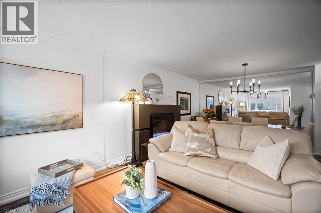 2058 Brant Street Unit# 3, Burlington, Ontario  L7P 3A6 - Photo 8 - 40801194