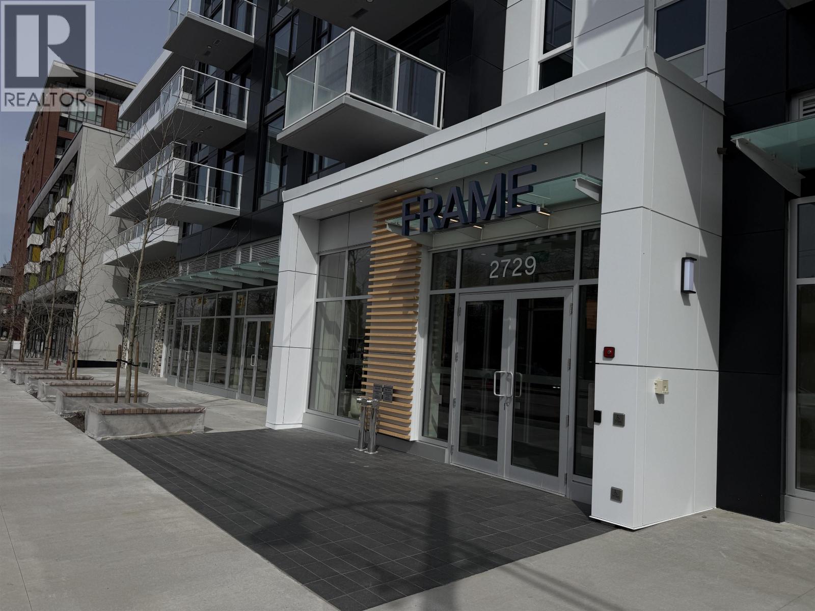 5xx 2729 Kingsway, Vancouver, British Columbia  V5R 0M6 - Photo 1 - R3106553