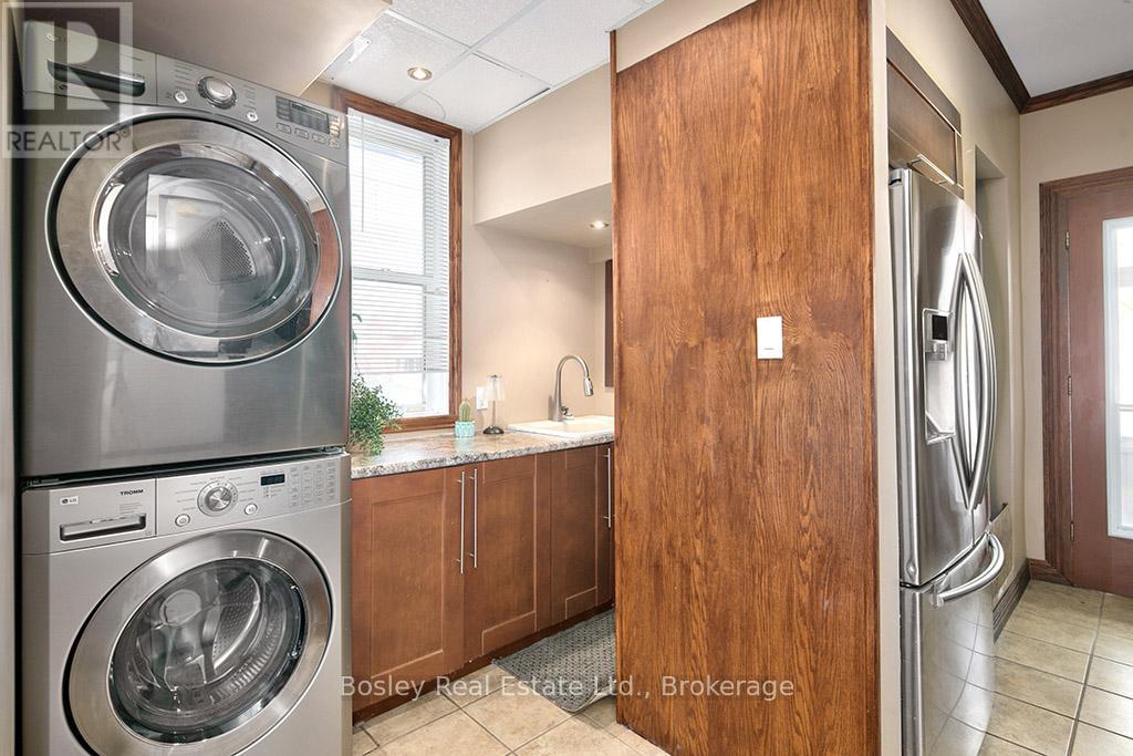 404 9th Street E, Owen Sound, Ontario  N4K 1P3 - Photo 17 - X12968194