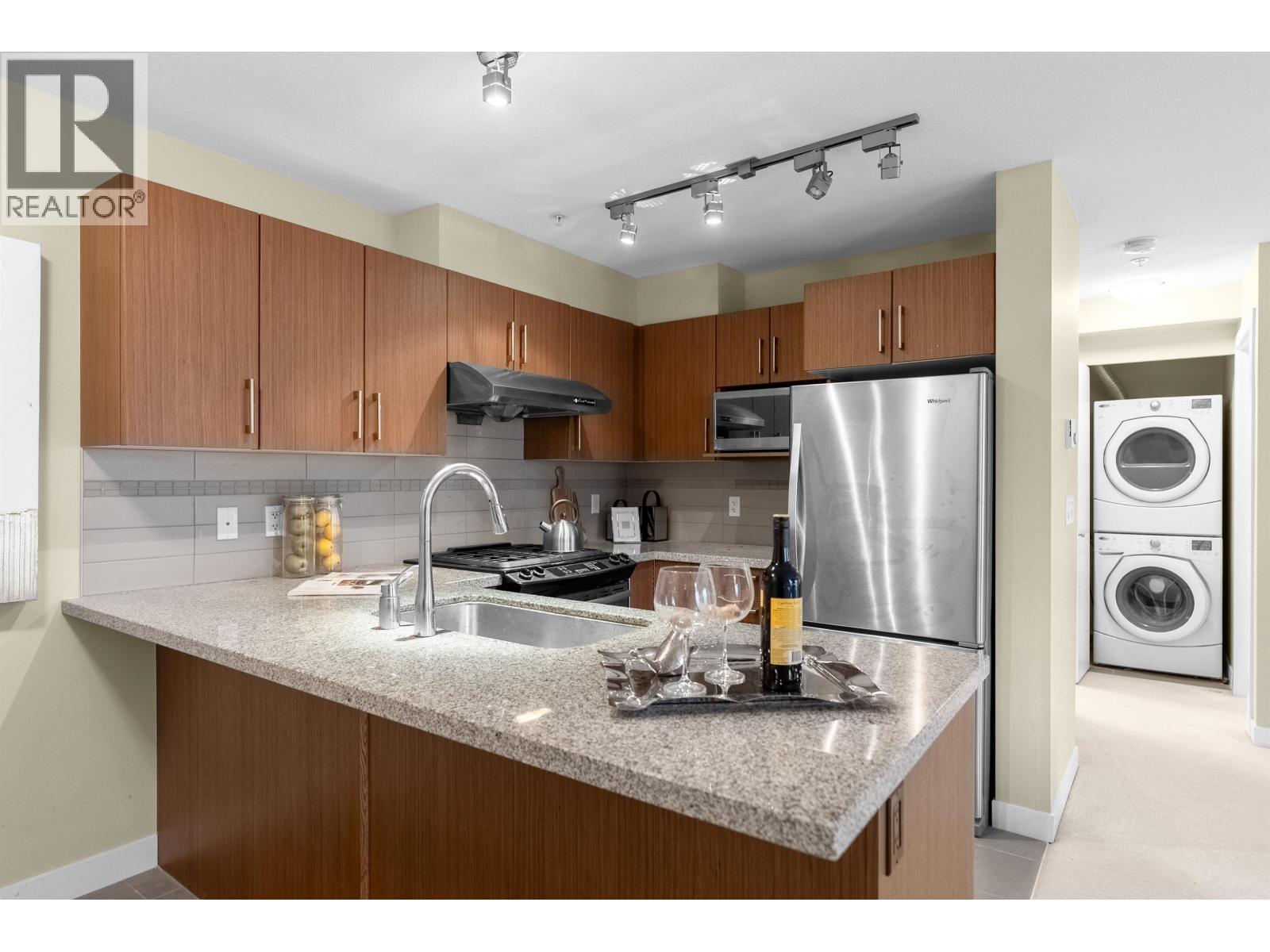 102 6800 Eckersley Road, Richmond, British Columbia V6Y 0E7 - Photo 11 - R3107741