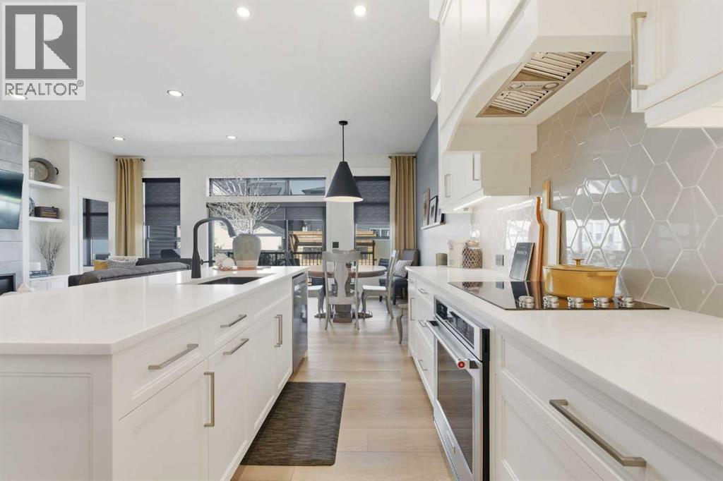 352 Coopersfield Rise Sw, Airdrie, Alberta  T4B 4K7 - Photo 9 - A2298137