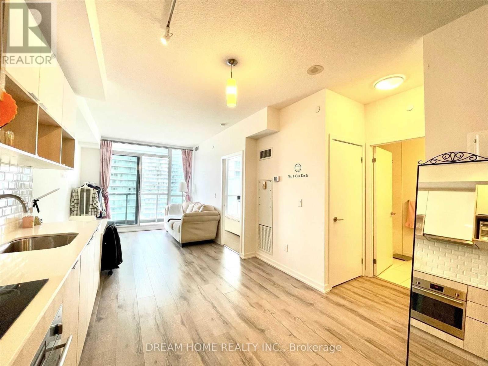 904 - 52 Forest Manor Road, Toronto, Ontario  M2J 0E2 - Photo 5 - C12968202