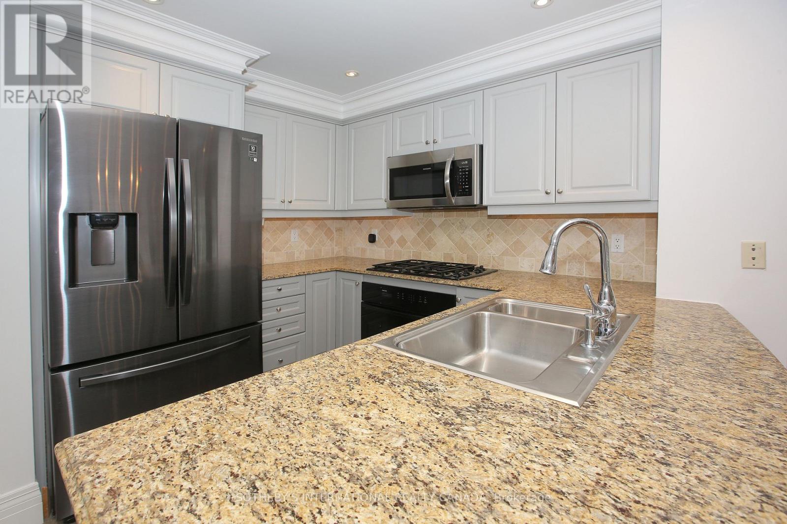 809 - 33 Delisle Avenue, Toronto, Ontario  M4V 3C7 - Photo 7 - C12968266