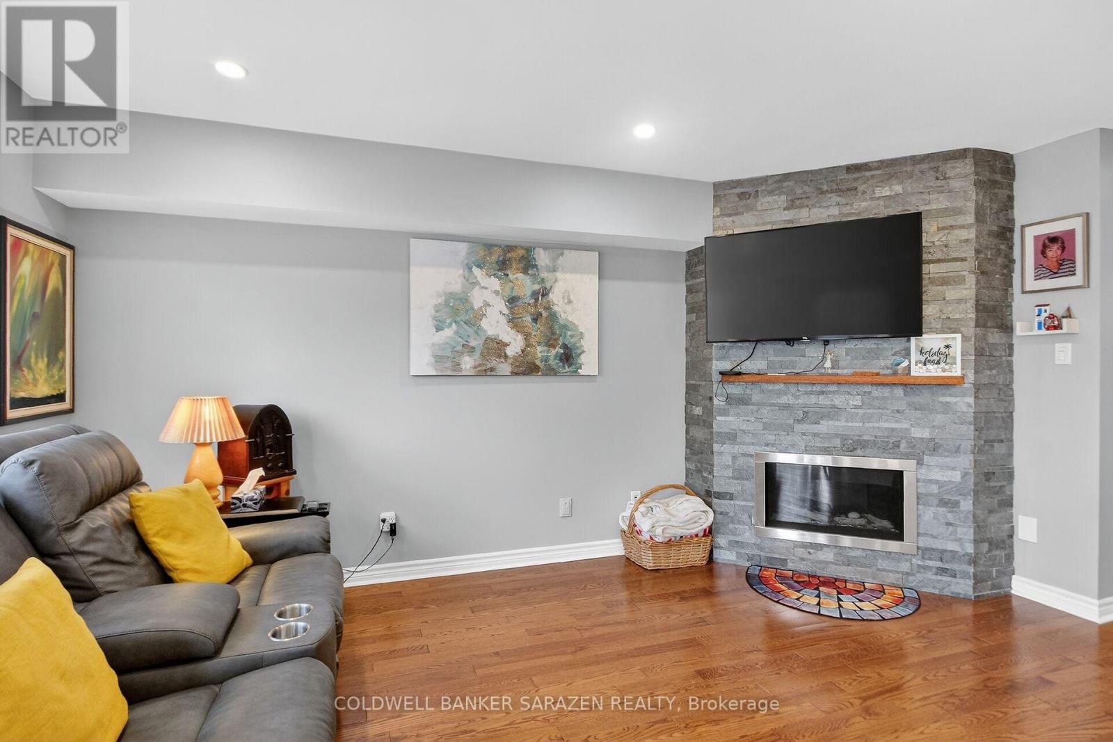 43 Daventry Crescent, Ottawa, Ontario K2J 4N6 - Photo 12 - X12968184