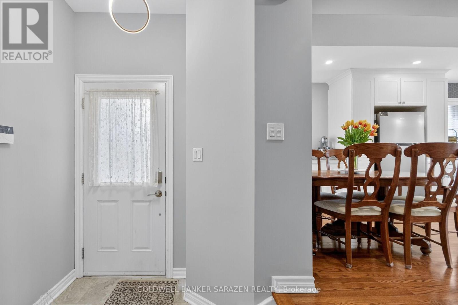 43 Daventry Crescent, Ottawa, Ontario K2J 4N6 - Photo 4 - X12968184