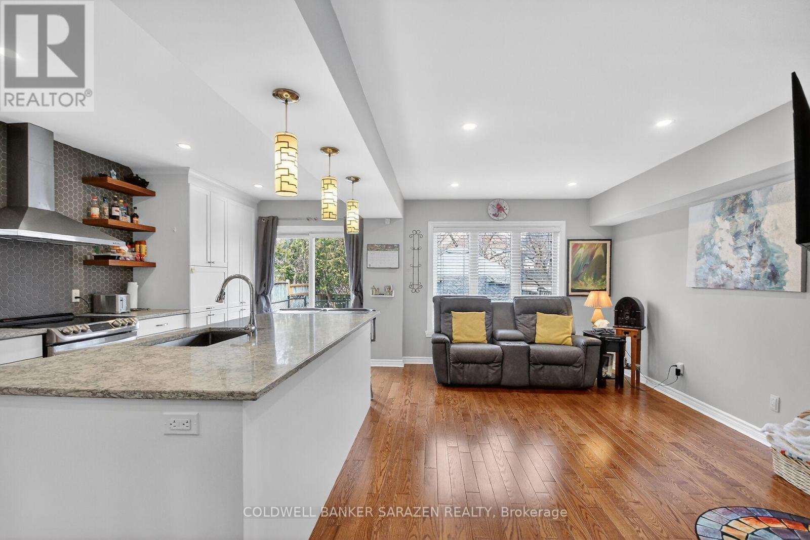 43 Daventry Crescent, Ottawa, Ontario K2J 4N6 - Photo 7 - X12968184