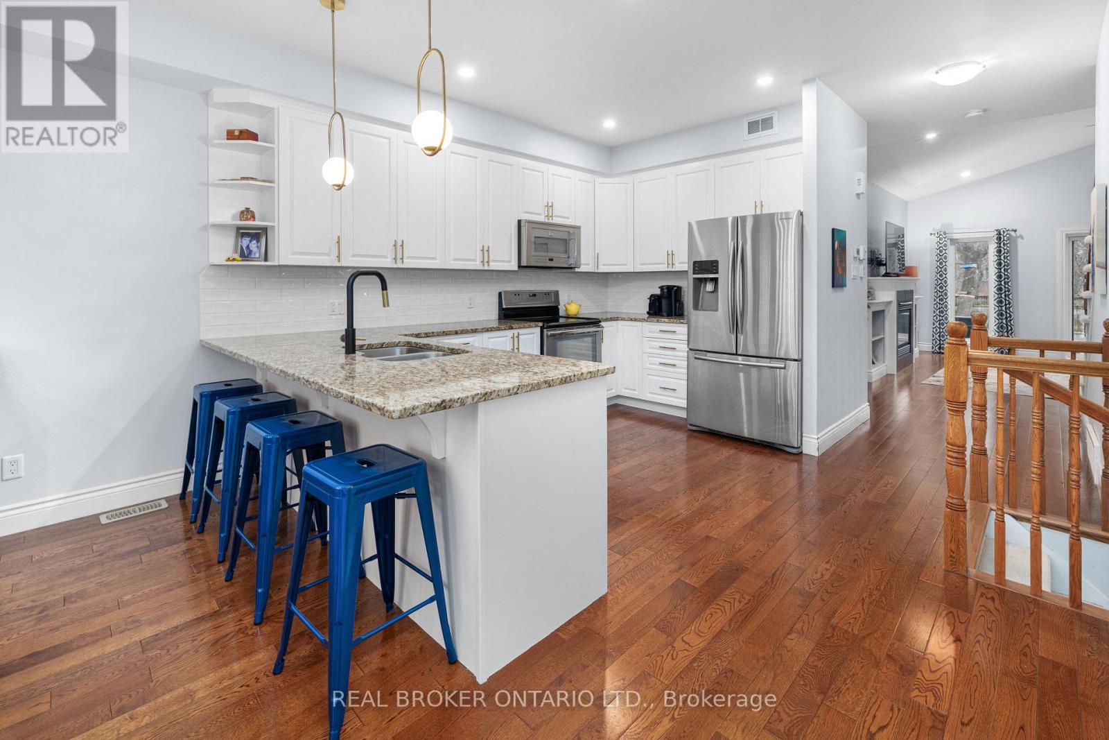 6 Francis Street, Carleton Place, Ontario  K7C 0C6 - Photo 10 - X12968244