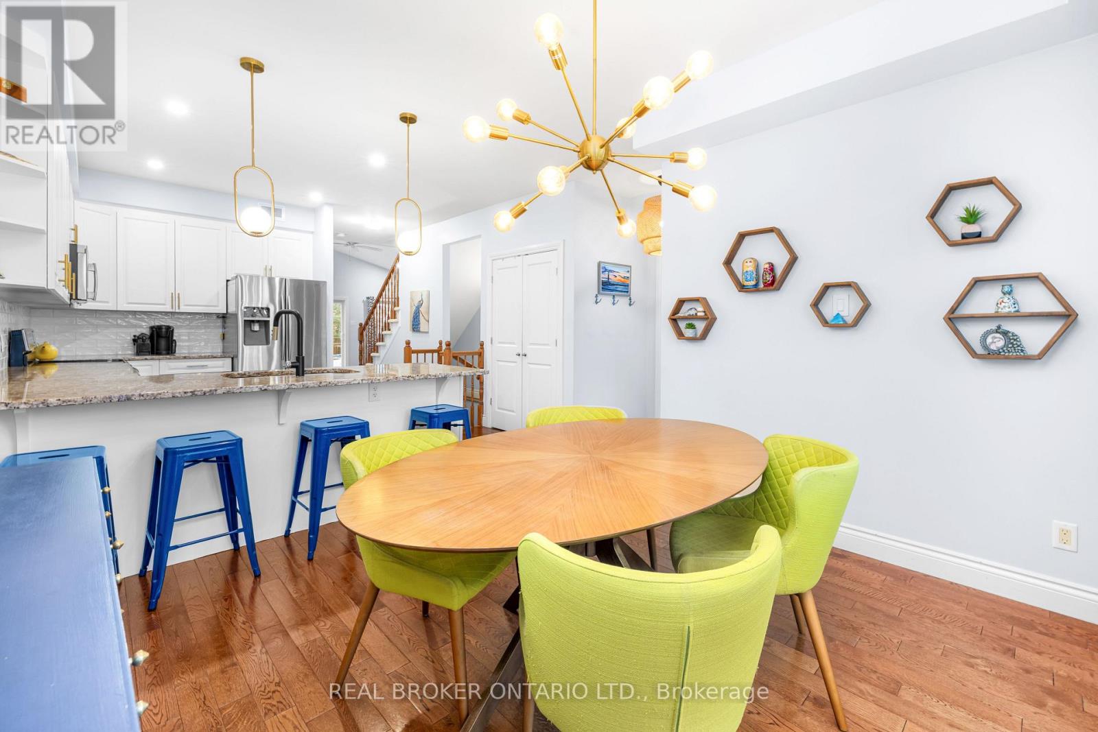 6 Francis Street, Carleton Place, Ontario  K7C 0C6 - Photo 8 - X12968244