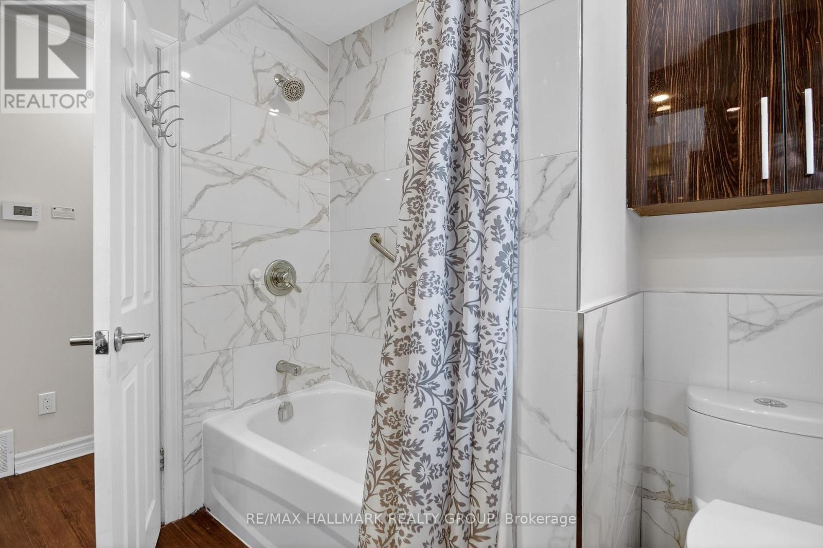 2160 Lambeth Walk, Ottawa, Ontario  K2C 1G1 - Photo 25 - X12968276