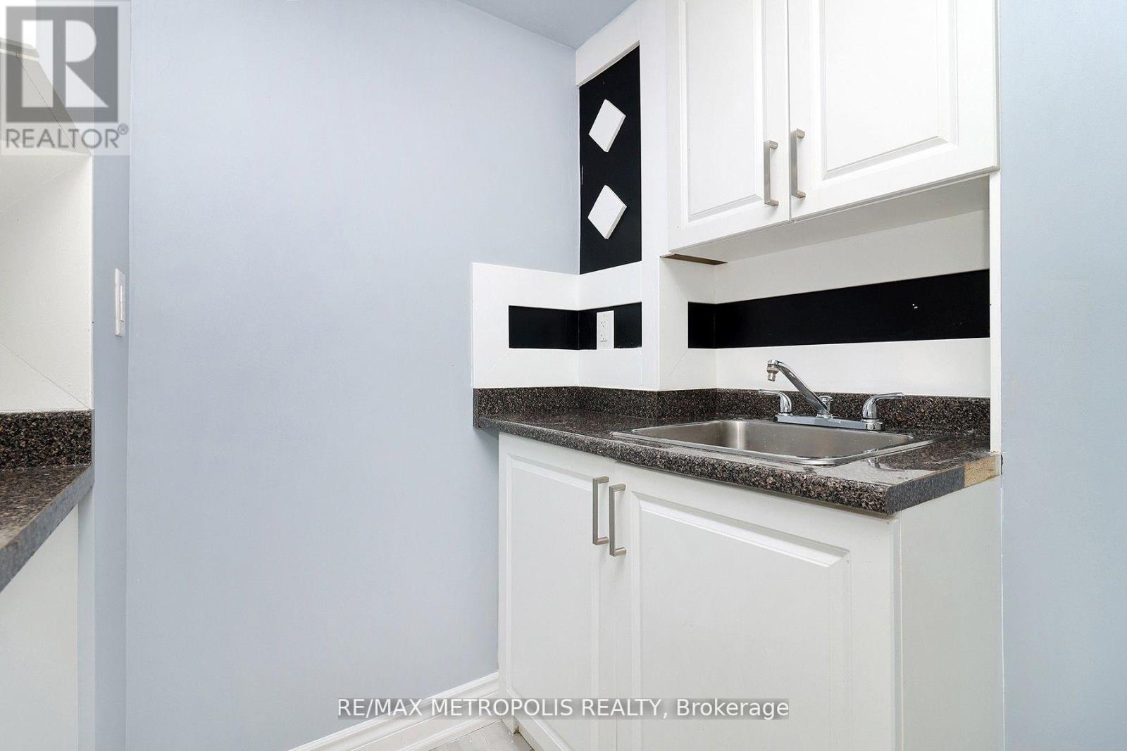 #basement - 33 Lipton Crescent, Whitby, Ontario  L1R 1W7 - Photo 13 - E12968218