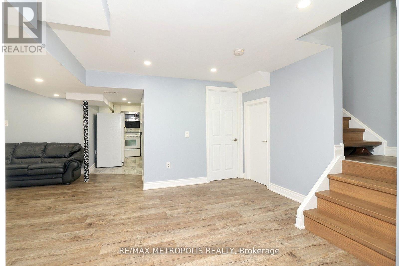 #basement - 33 Lipton Crescent, Whitby, Ontario  L1R 1W7 - Photo 23 - E12968218