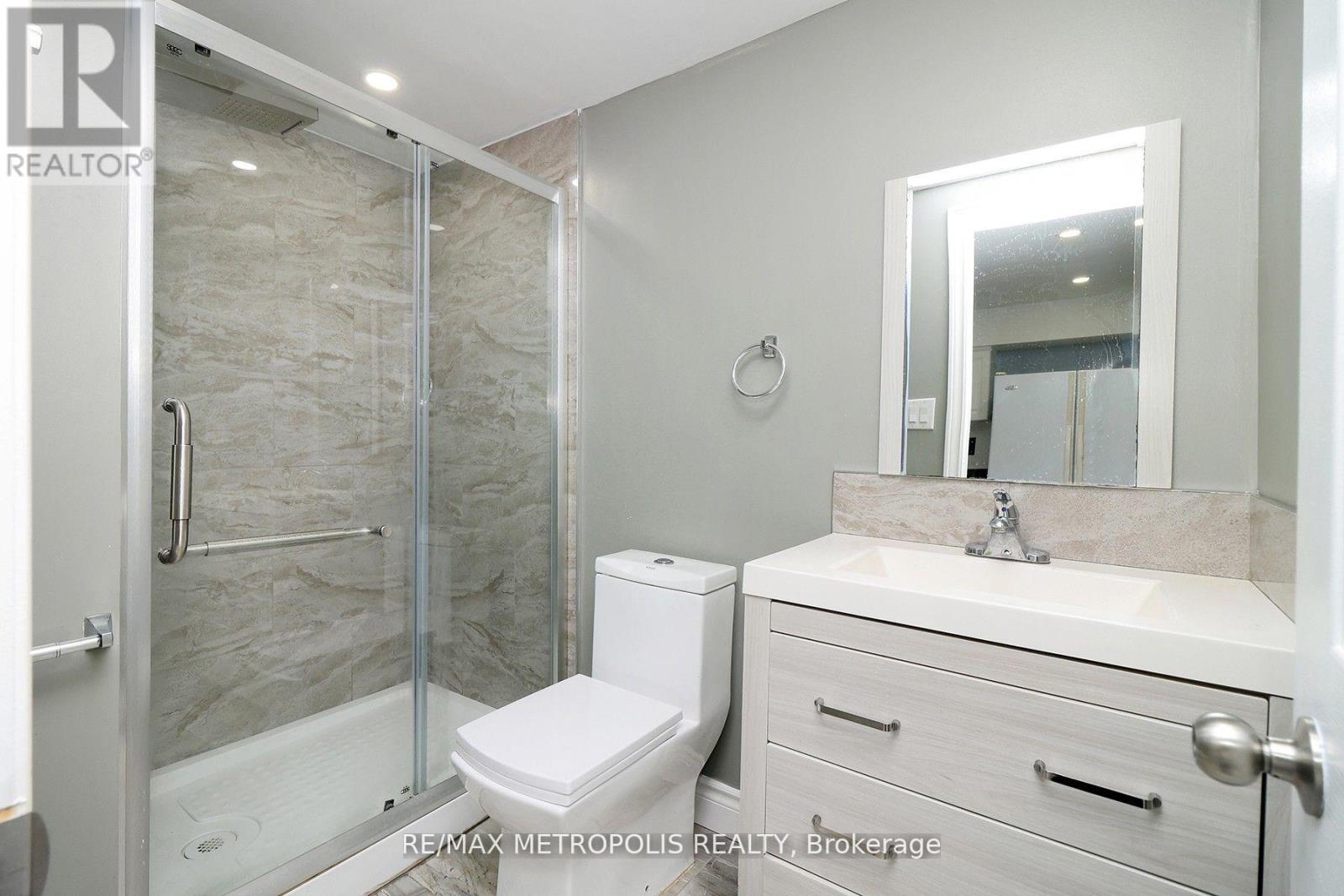 #basement - 33 Lipton Crescent, Whitby, Ontario  L1R 1W7 - Photo 9 - E12968218