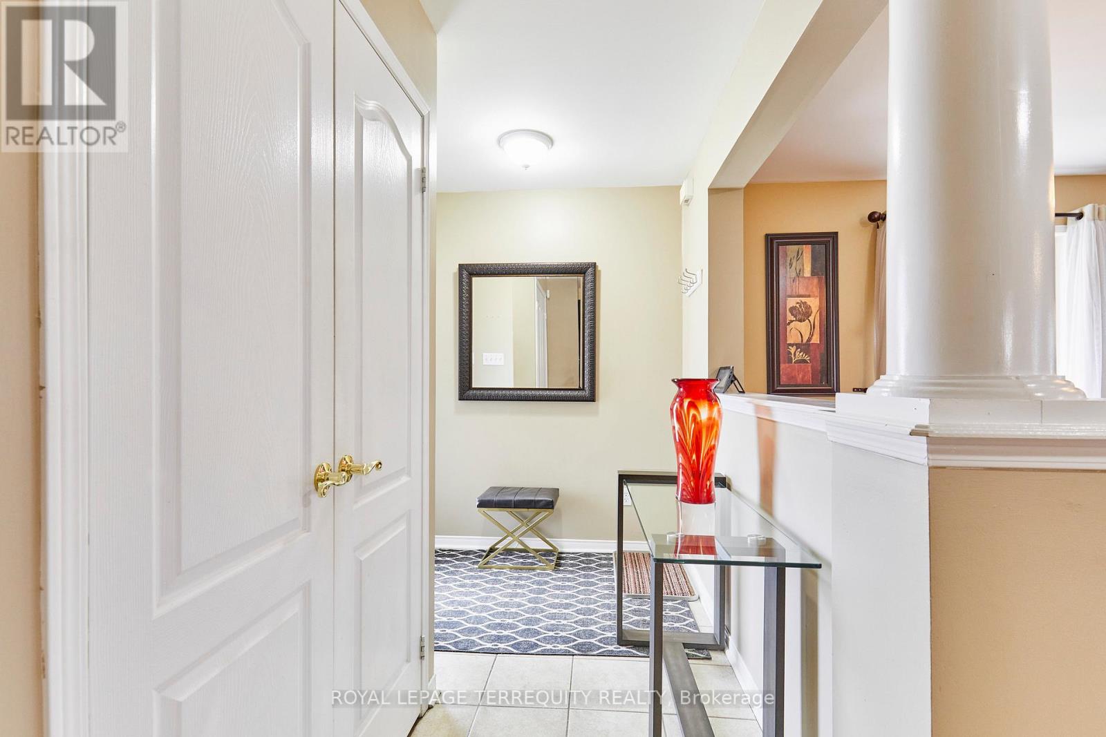 254 Willowbrook Drive, Whitby, Ontario  L1R 2Z1 - Photo 4 - E12968264