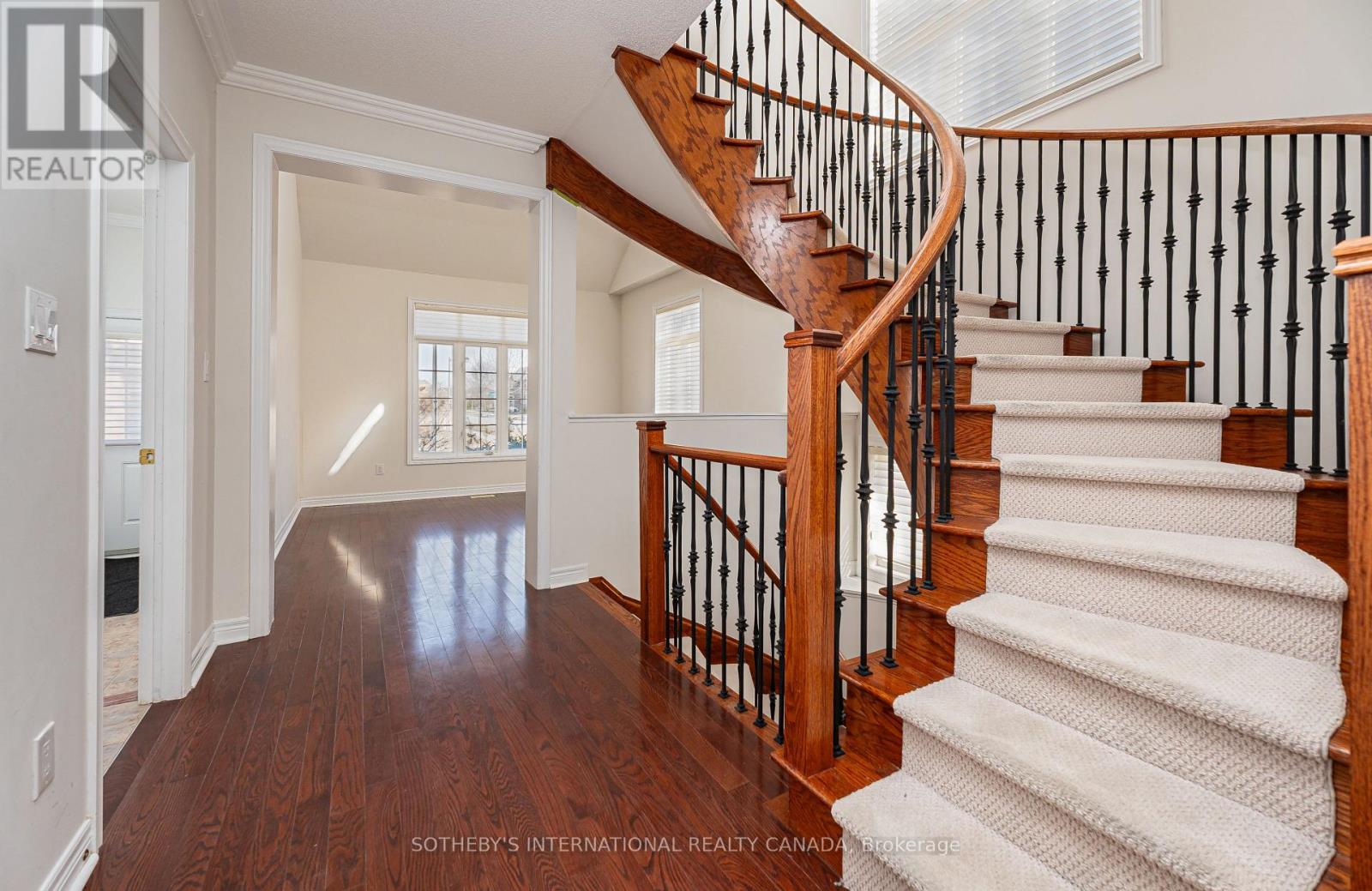 1 Herbert Wales Crescent, Markham, Ontario  L6C 0G1 - Photo 10 - N12968198