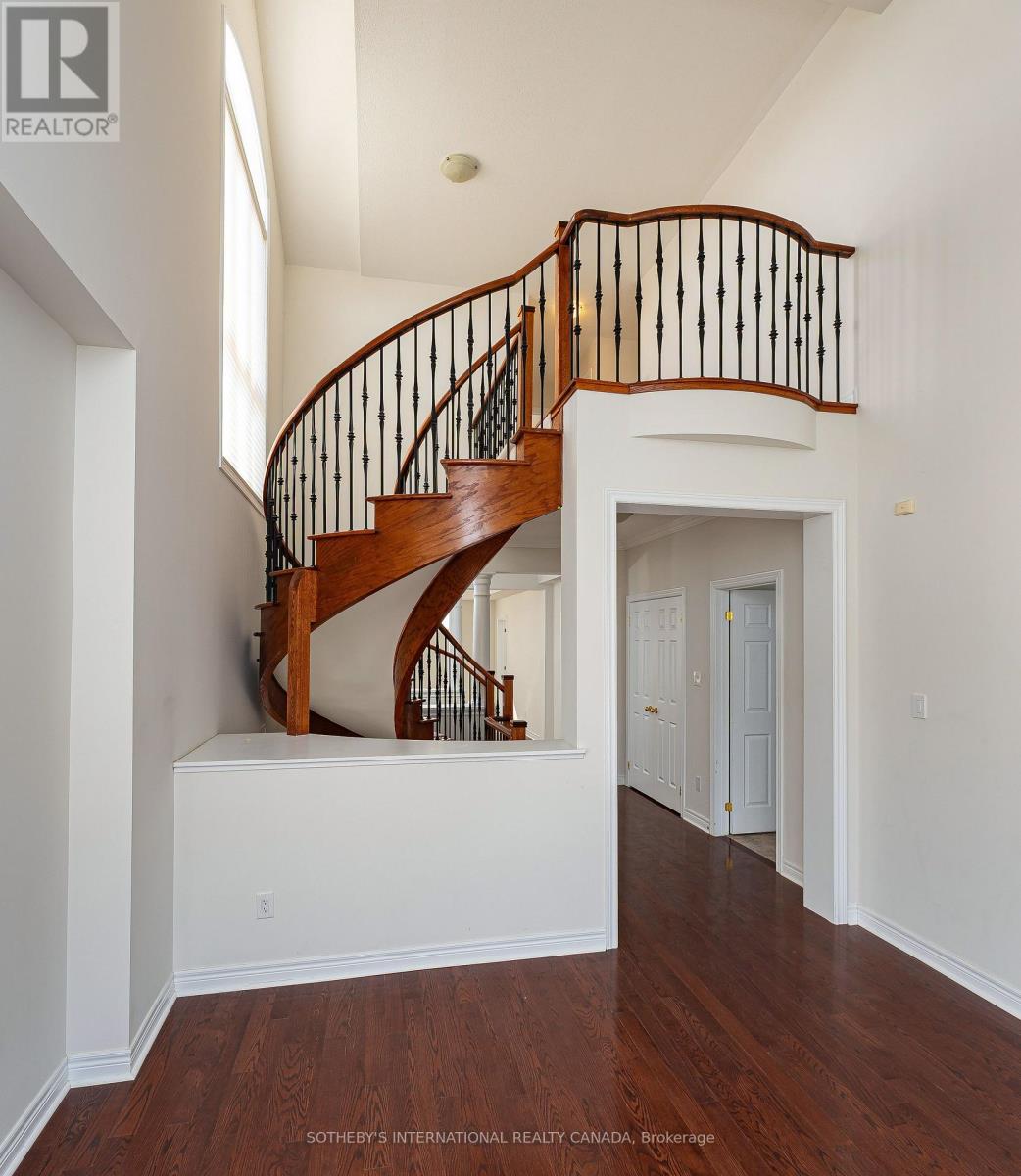 1 Herbert Wales Crescent, Markham, Ontario  L6C 0G1 - Photo 11 - N12968198