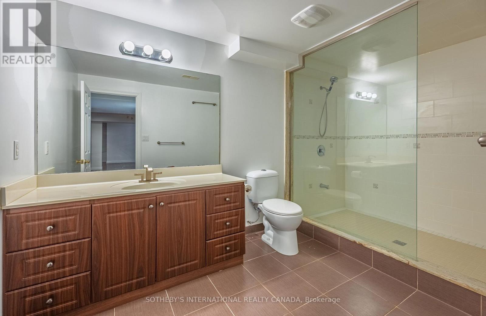 1 Herbert Wales Crescent, Markham, Ontario  L6C 0G1 - Photo 39 - N12968198