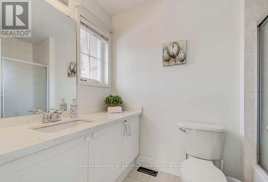 133 Long Point Drive, Richmond Hill, Ontario  L4E 3Z6 - Photo 33 - N12968246