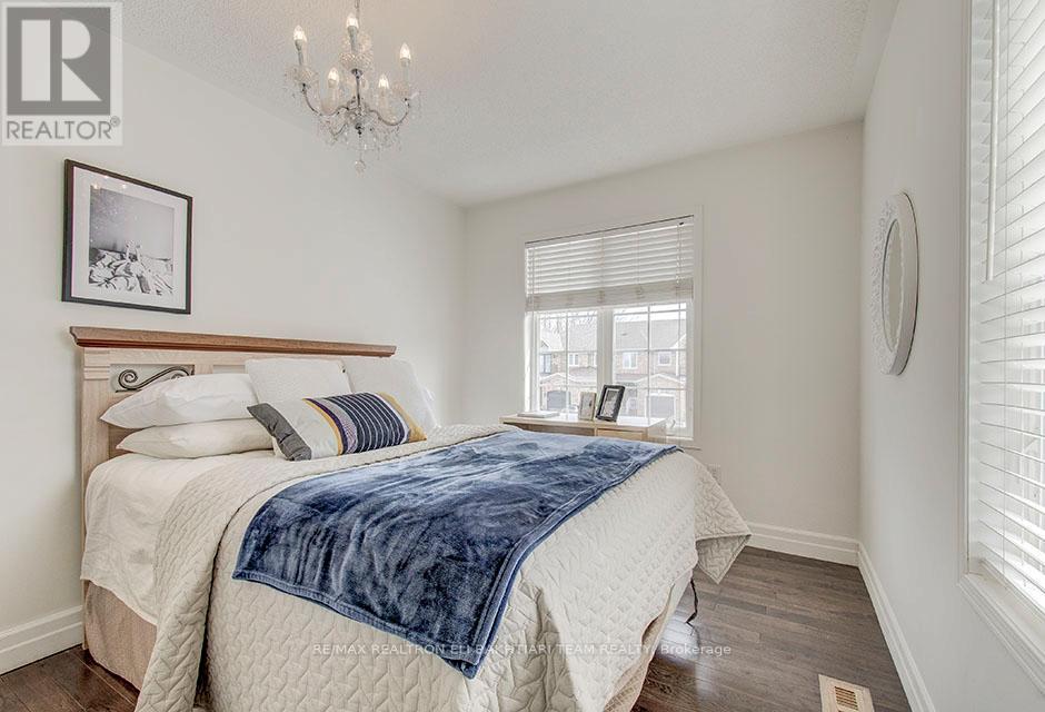 133 Long Point Drive, Richmond Hill, Ontario  L4E 3Z6 - Photo 34 - N12968246