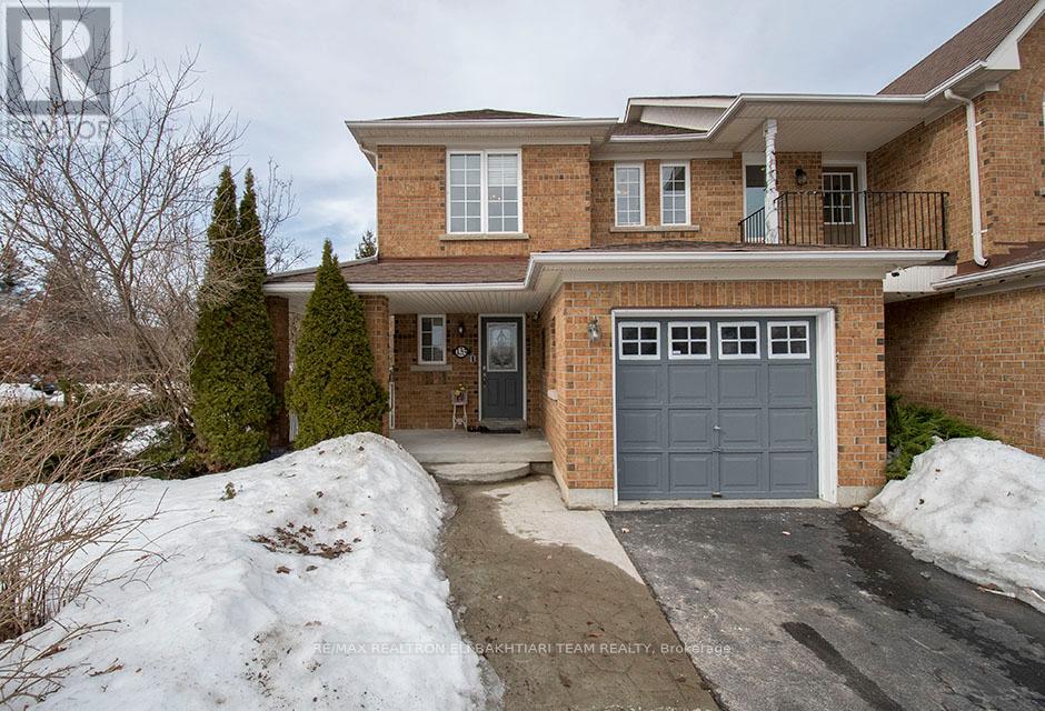 133 Long Point Drive, Richmond Hill, Ontario  L4E 3Z6 - Photo 6 - N12968246