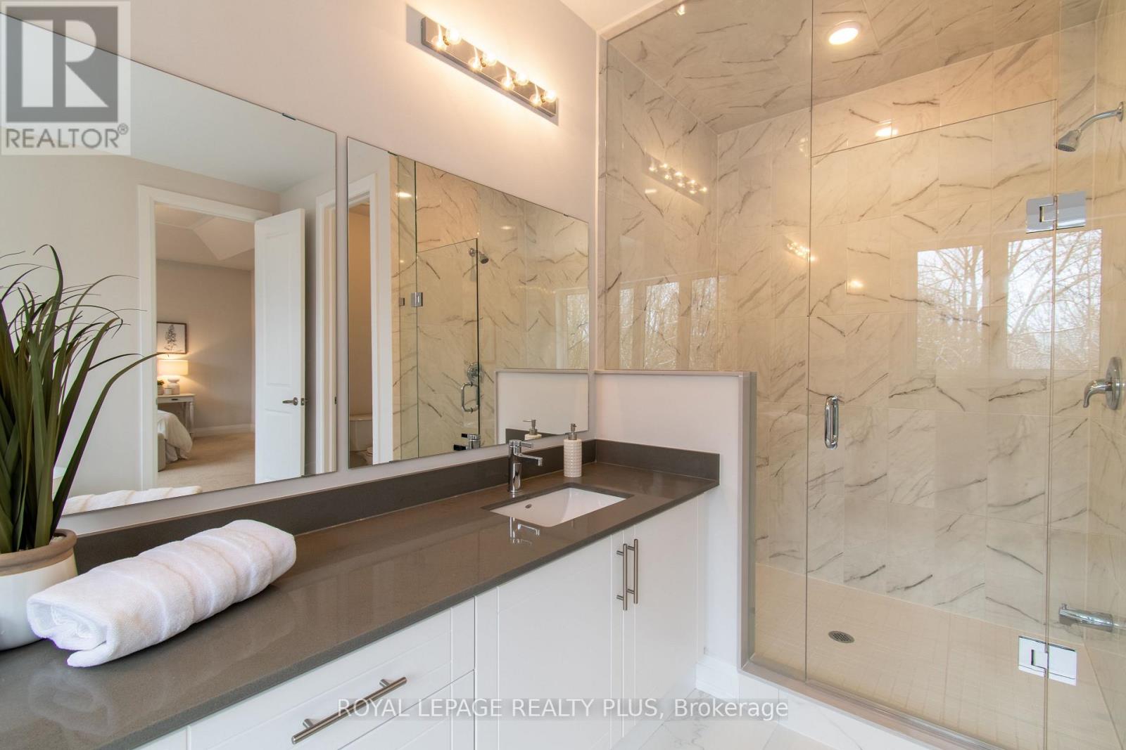 980 Church Drive, Innisfil, Ontario  L0L 1W0 - Photo 39 - N12968248