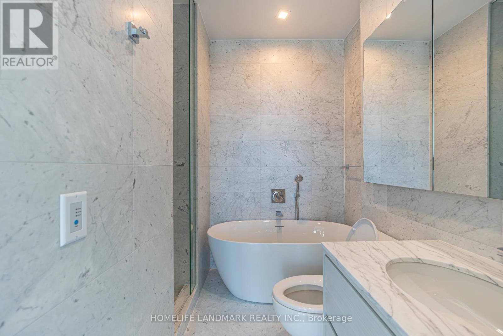 215 - 29 Green Trail Court, Toronto, Ontario  M2K 1E3 - Photo 13 - C12968164