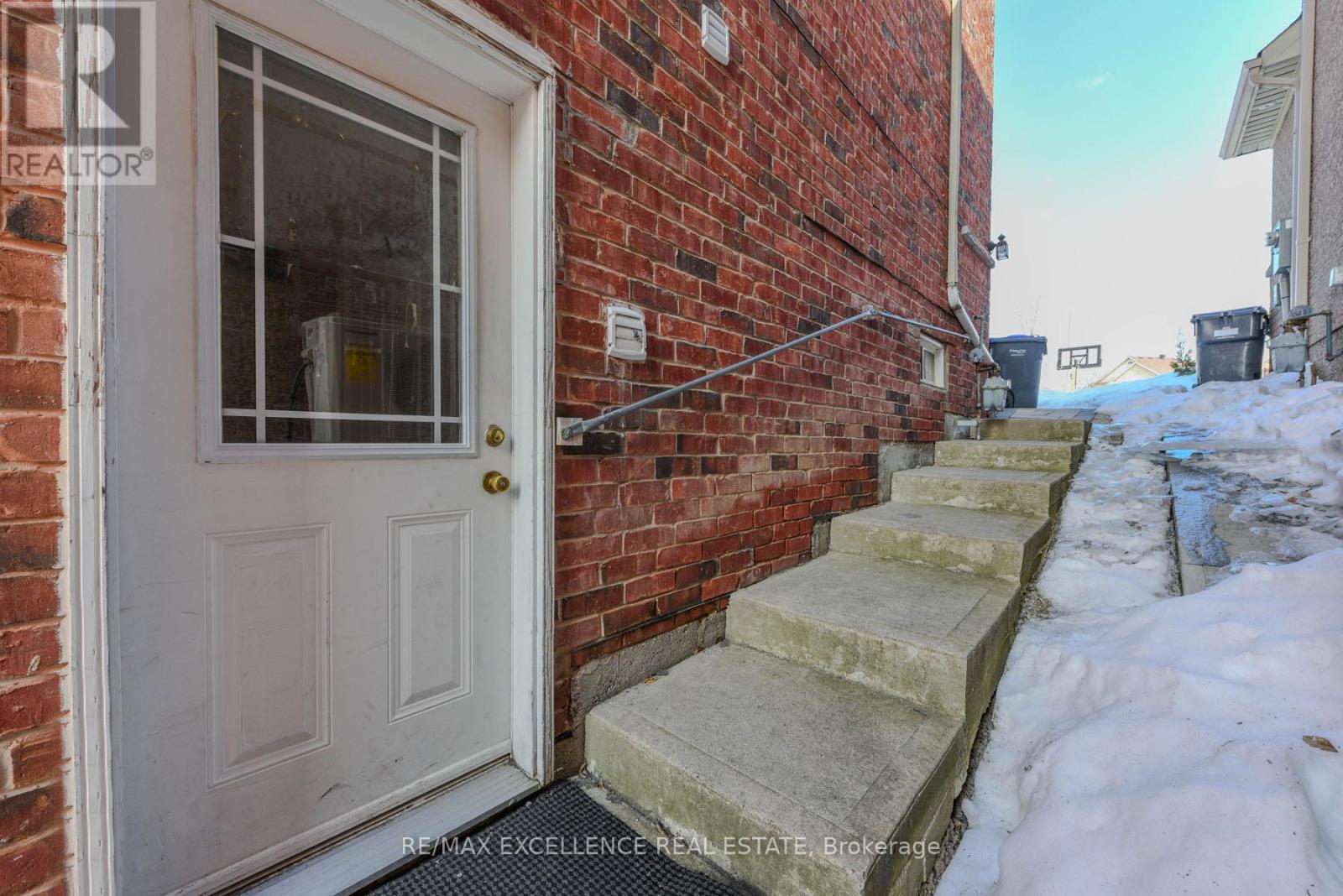 26 Fahey Drive, Brampton, Ontario  L6Y 0N7 - Photo 30 - W12968192