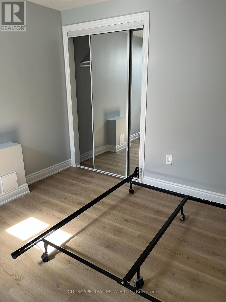 1232 Ferguson Drive, Milton, Ontario  L9E 2E4 - Photo 13 - W12968210