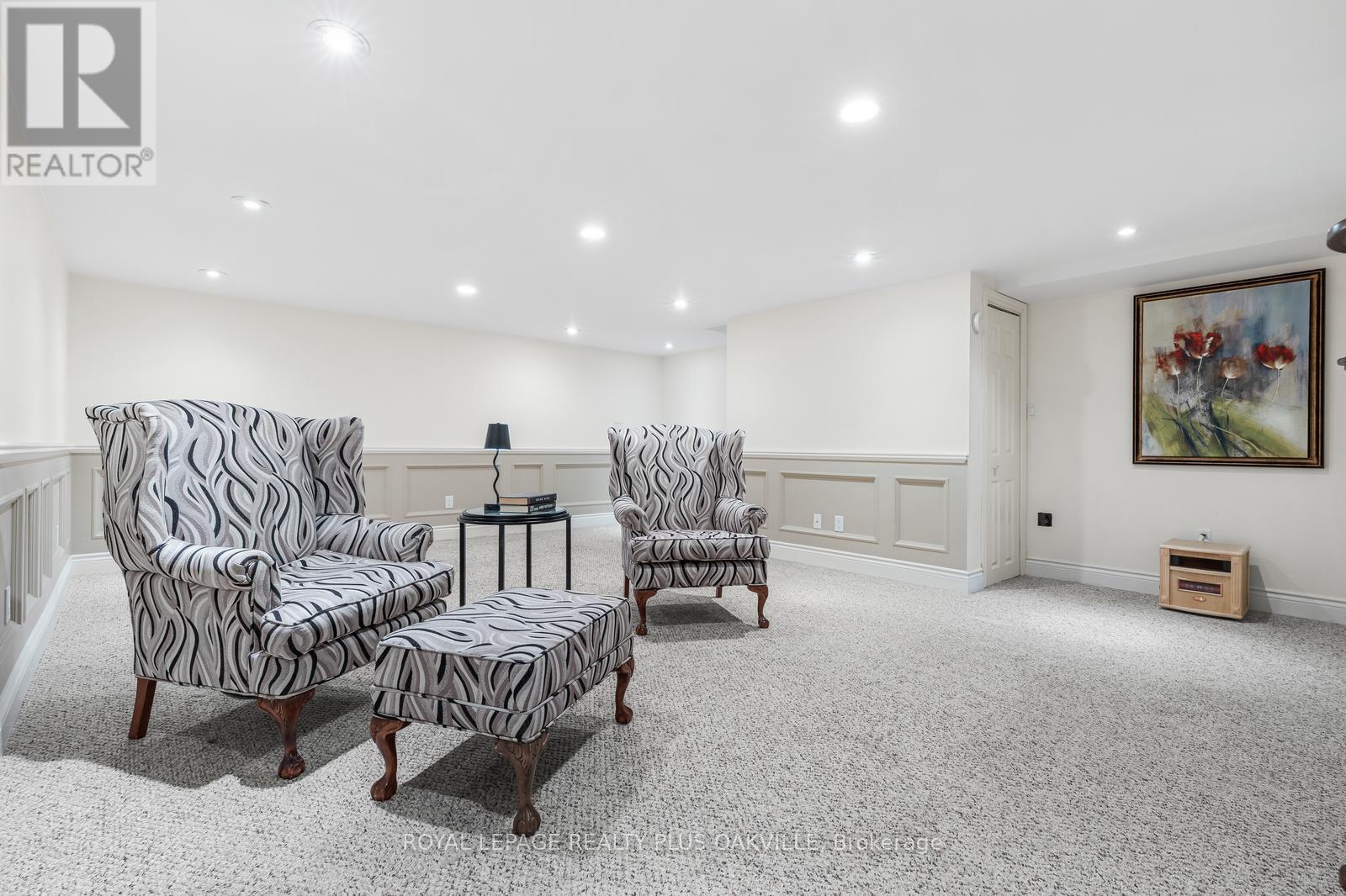 4 - 2066 Brant Street, Burlington, Ontario  L7P 3A6 - Photo 21 - W12968216