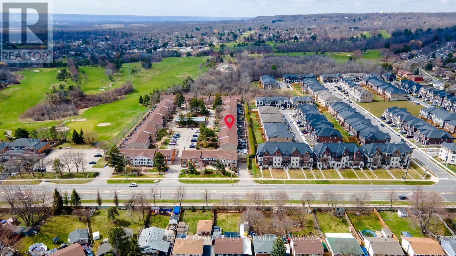 4 - 2066 Brant Street, Burlington, Ontario  L7P 3A6 - Photo 29 - W12968216