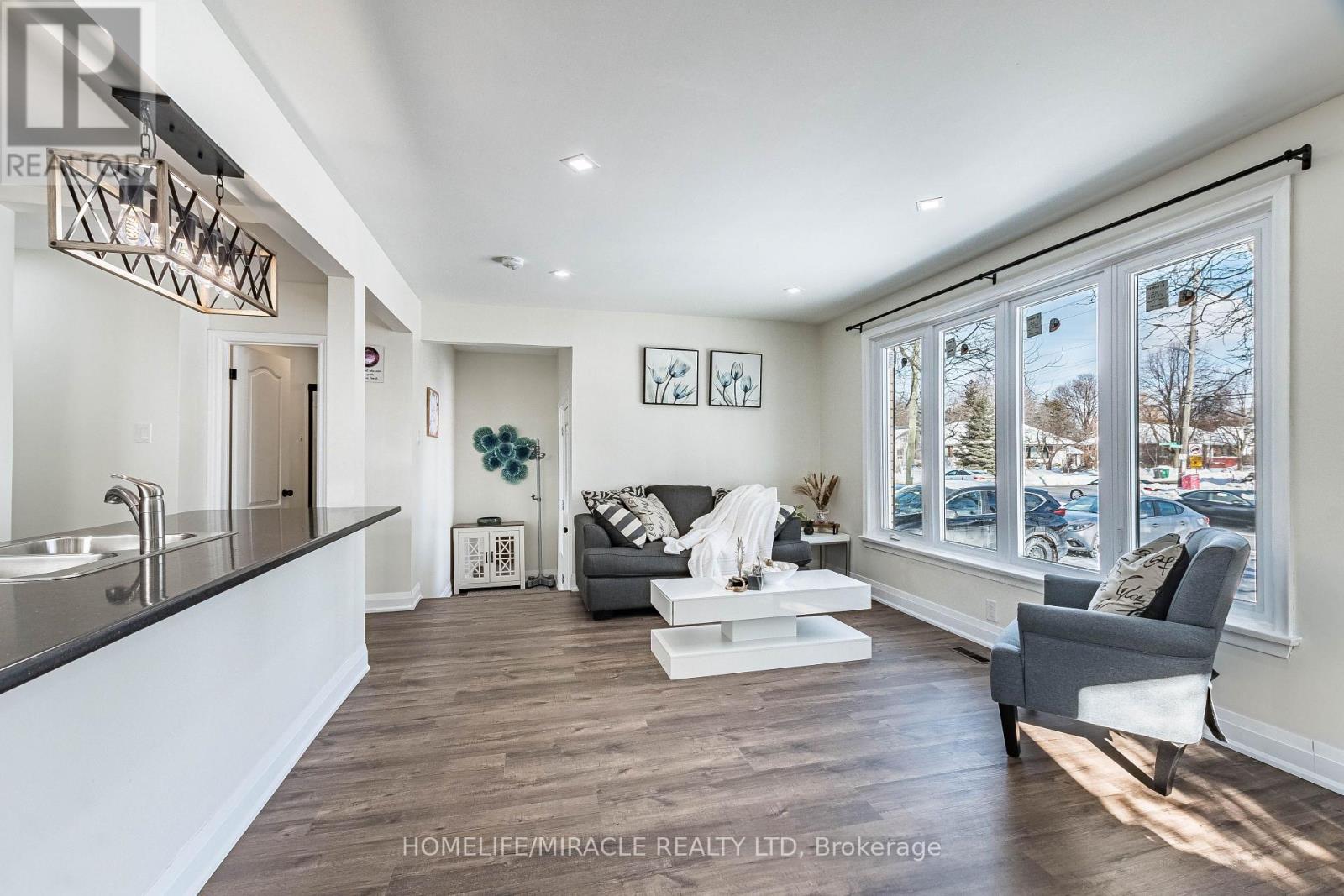 36 Mclaughlin Road N, Brampton, Ontario  L6X 1Y5 - Photo 12 - W12968254