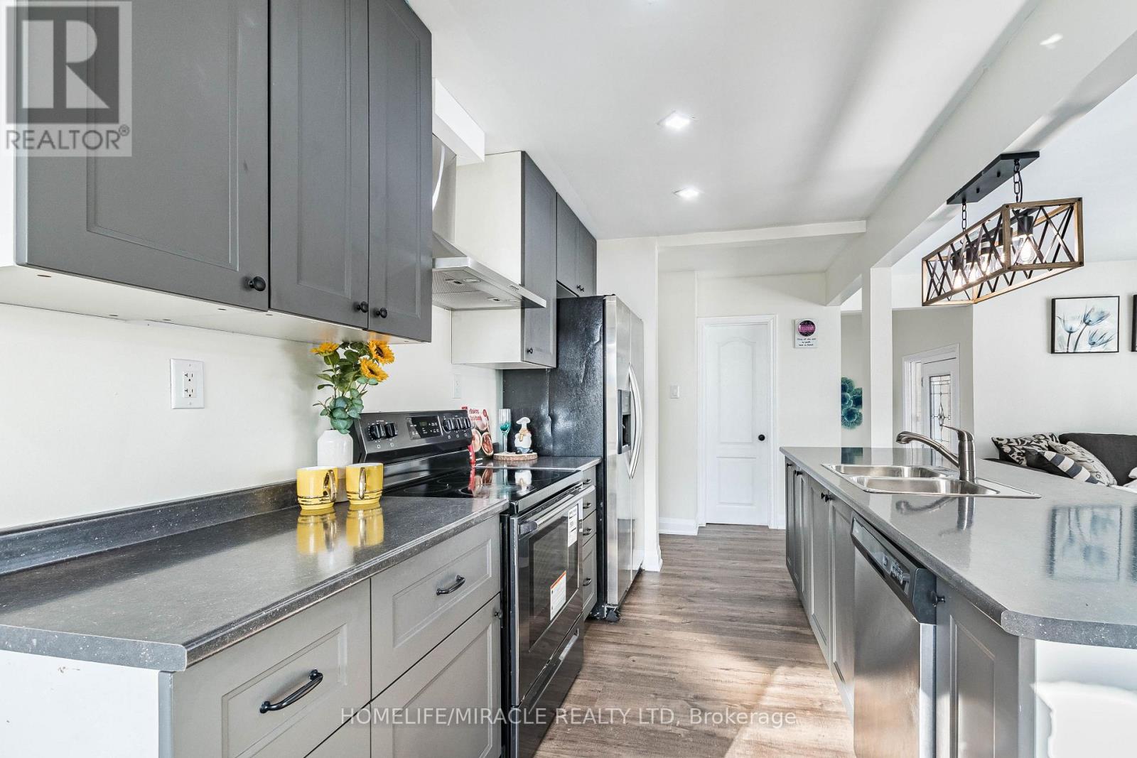 36 Mclaughlin Road N, Brampton, Ontario  L6X 1Y5 - Photo 15 - W12968254