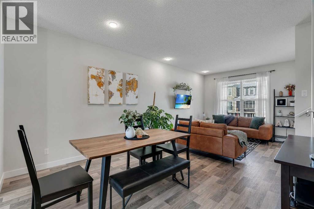 24 Carringvue Way Nw, Calgary, Alberta  T3P 1K8 - Photo 6 - A2293180