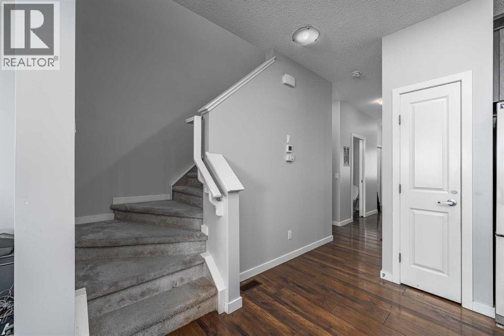 313 Hillcrest Road SW, Airdrie, Alberta  T4B 4K1 - Photo 12 - A2297458