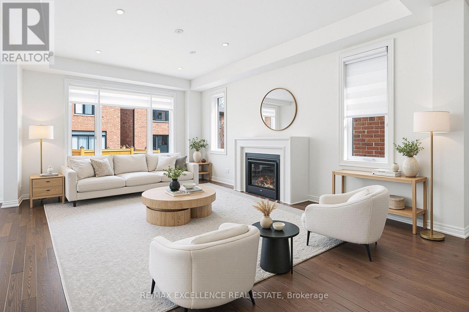 35 Guernsey Drive, Kitchener, Ontario  N2R 0T7 - Photo 2 - X12968188