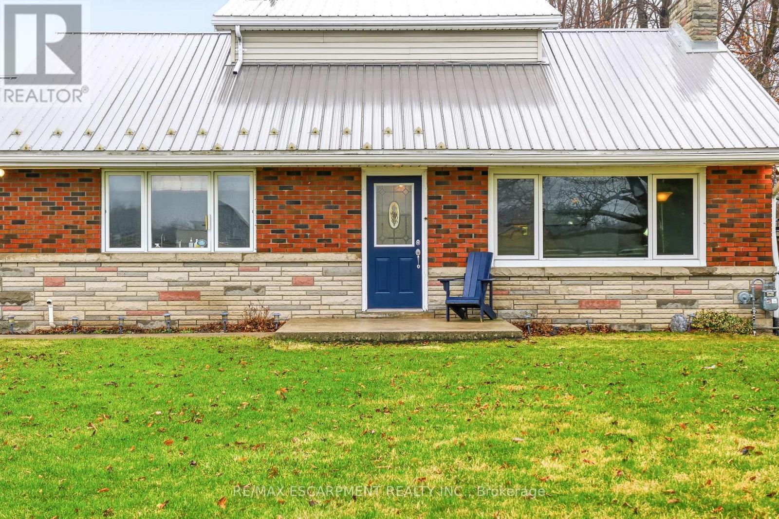 1767 Centre Road, Hamilton, Ontario  L8N 2Z7 - Photo 3 - X12968232