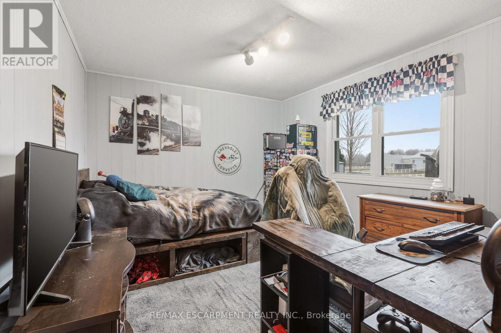 1767 Centre Road, Hamilton, Ontario  L8N 2Z7 - Photo 5 - X12968232