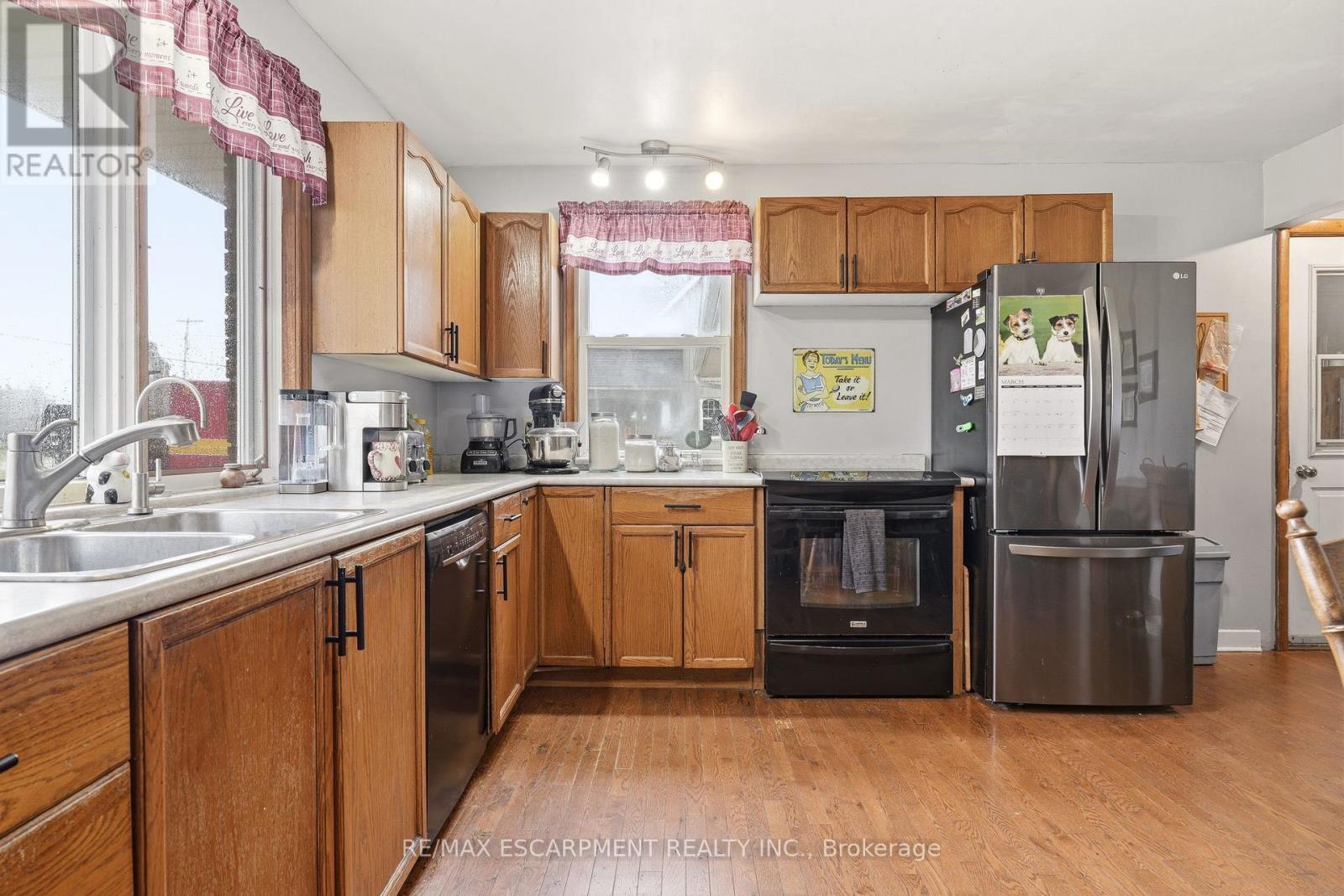 1767 Centre Road, Hamilton, Ontario  L8N 2Z7 - Photo 8 - X12968232