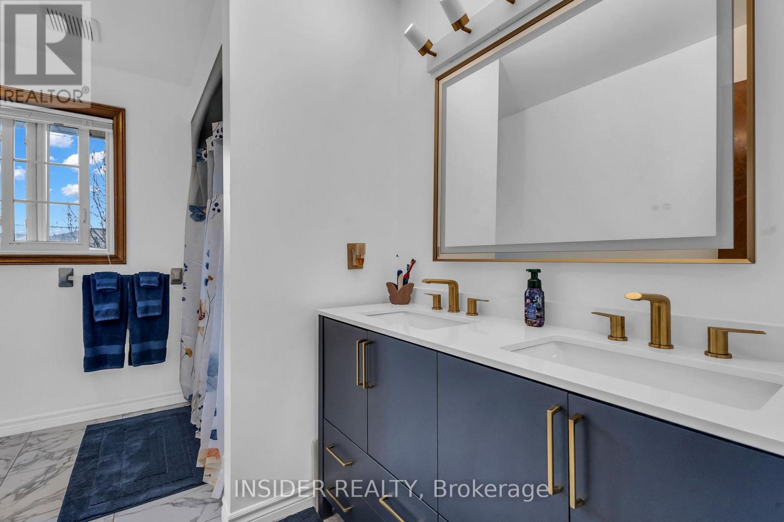 285 Railway Avenue, Stratford, Ontario  N5A 2J3 - Photo 4 - X12968258