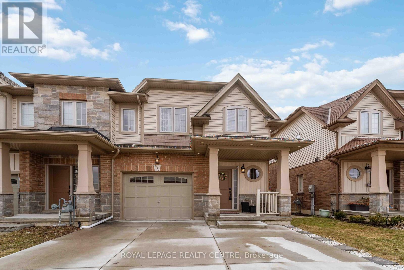 277 PUMPKIN PASS, Hamilton, Ontario