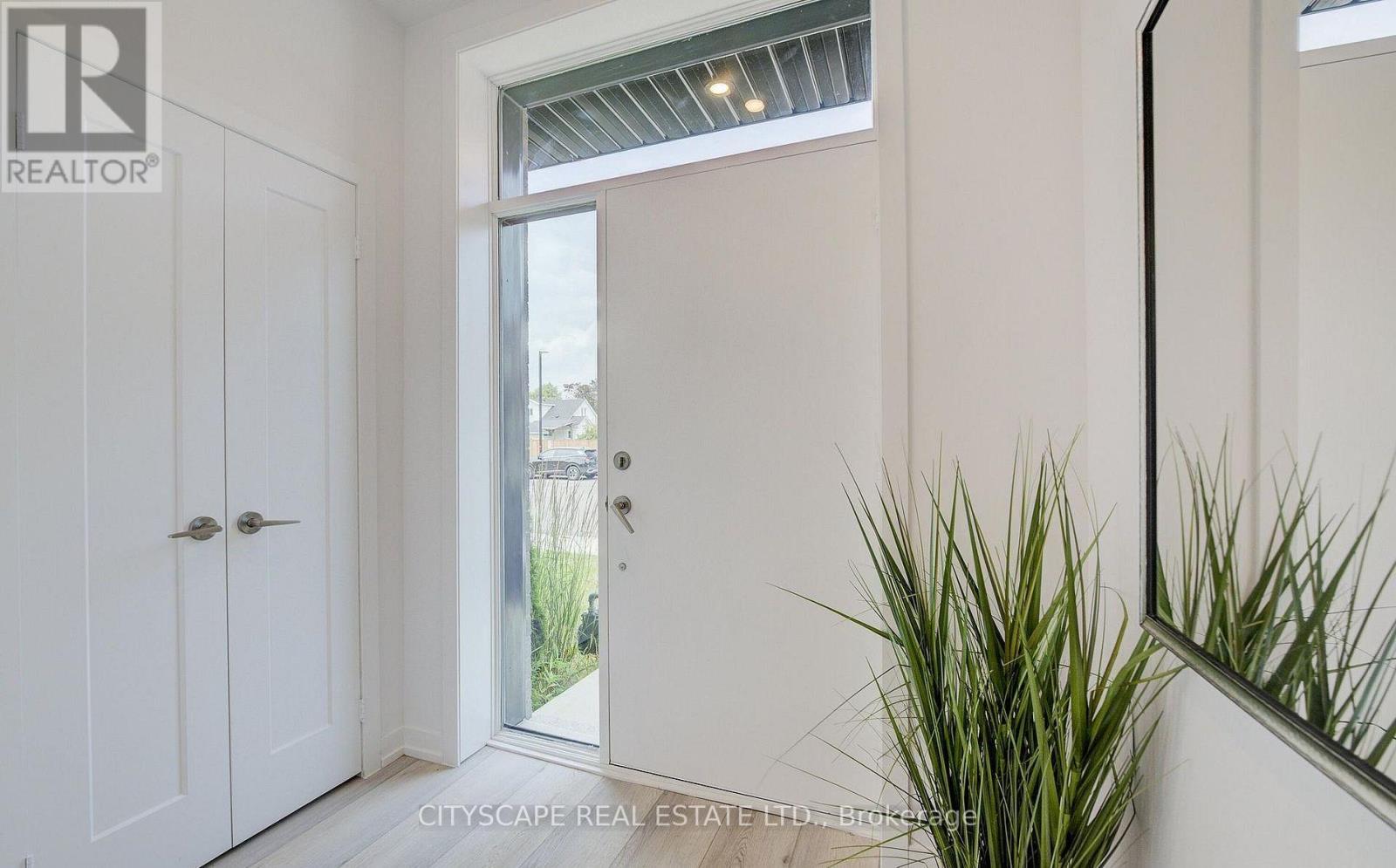 13 - 416 Dundas Street S, Cambridge, Ontario  N1T 0E6 - Photo 2 - X12961400