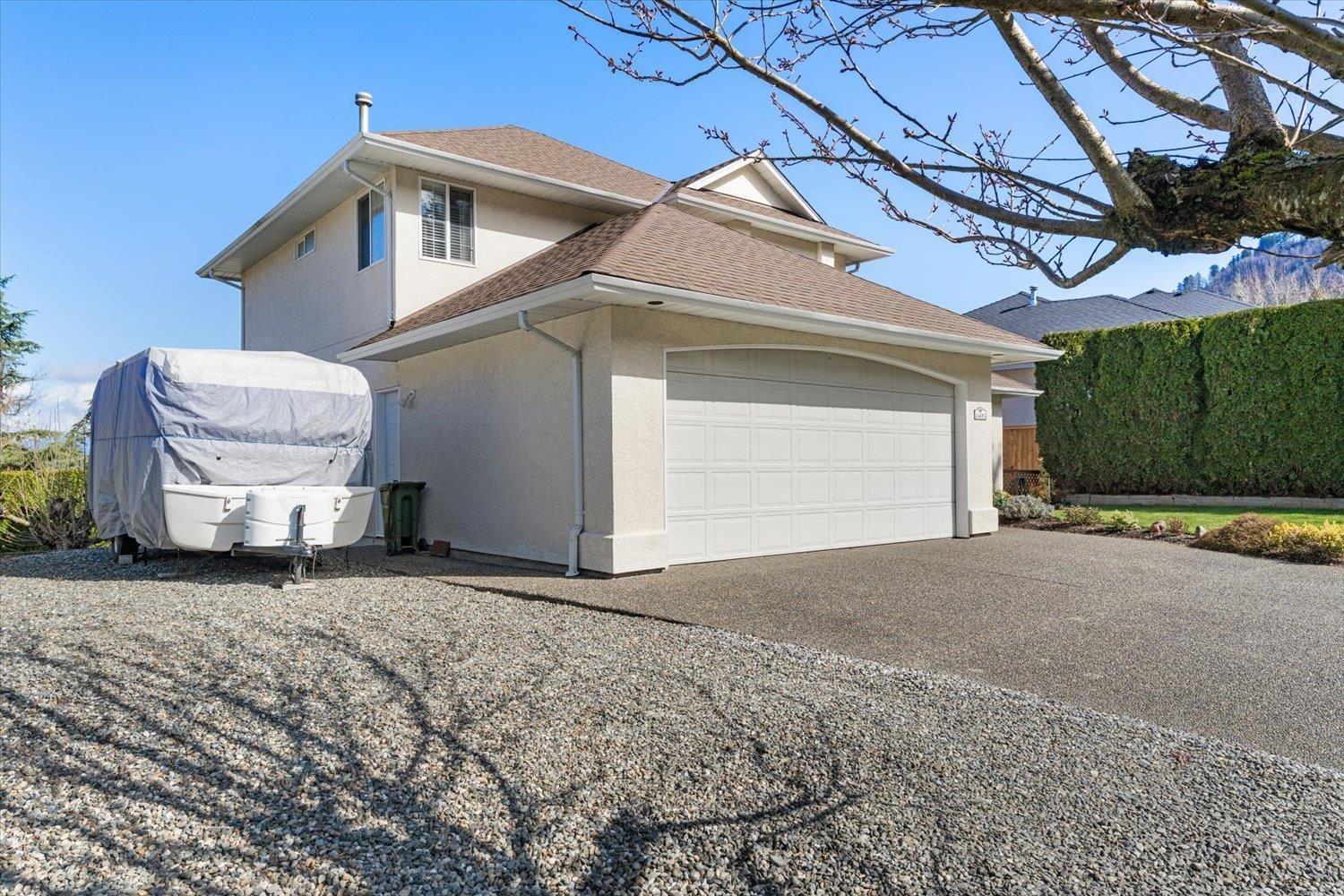 46695 Woodspring Place, Promontory, Chilliwack, British Columbia  V2R 3W6 - Photo 2 - R3107581