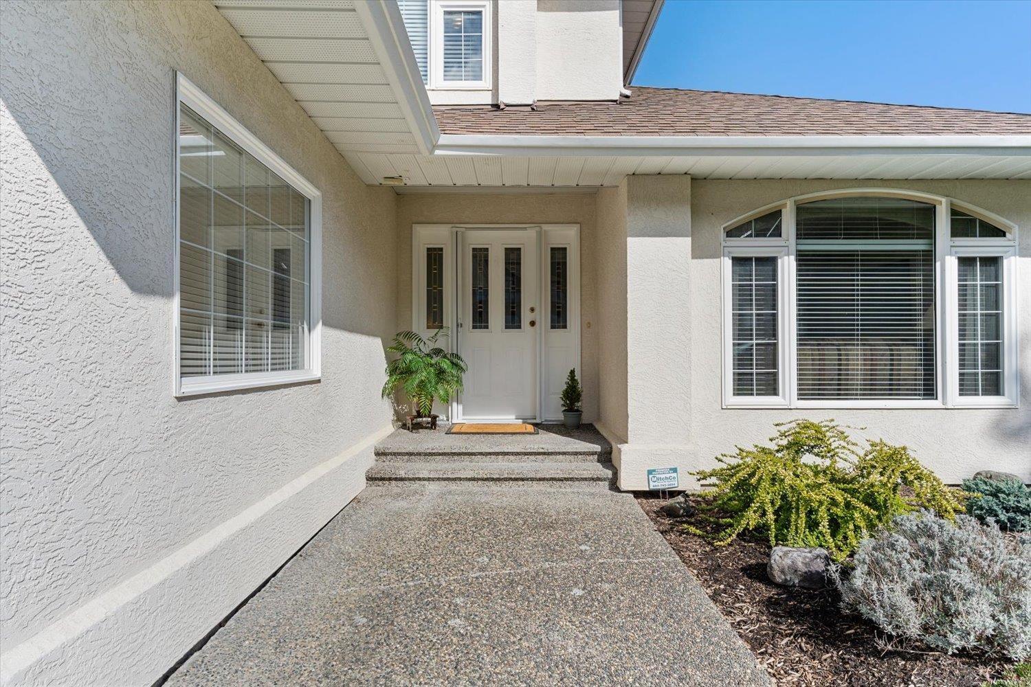 46695 Woodspring Place, Promontory, Chilliwack, British Columbia  V2R 3W6 - Photo 4 - R3107581