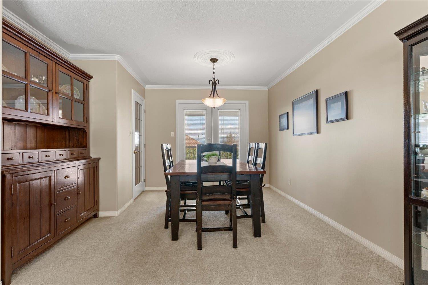 46695 Woodspring Place, Promontory, Chilliwack, British Columbia  V2R 3W6 - Photo 9 - R3107581