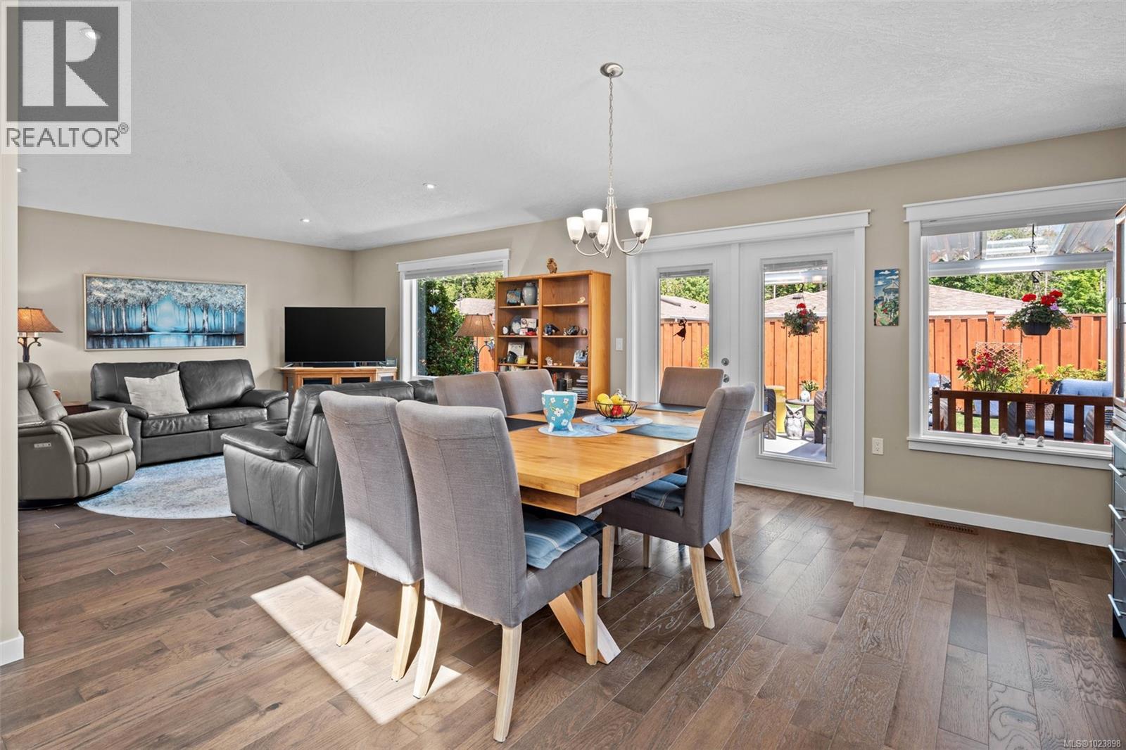 54 7586 Tetayut Rd, Central Saanich, British Columbia  V8M 0B4 - Photo 12 - 1023898