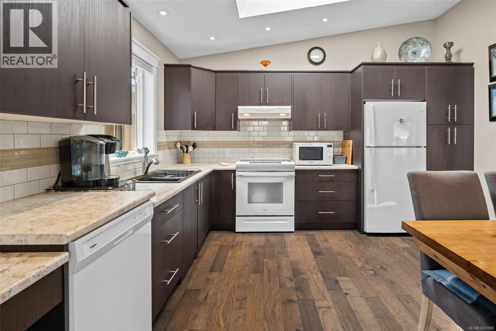 54 7586 Tetayut Rd, Central Saanich, British Columbia  V8M 0B4 - Photo 14 - 1023898