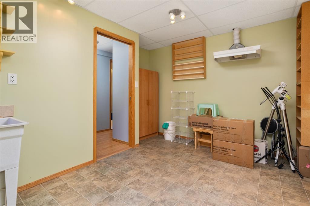 6608 33 Avenue, Camrose, Alberta  T4V 4W9 - Photo 26 - A2293491